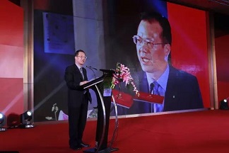 卢小周出席2016广东不锈钢行业年会(图2)